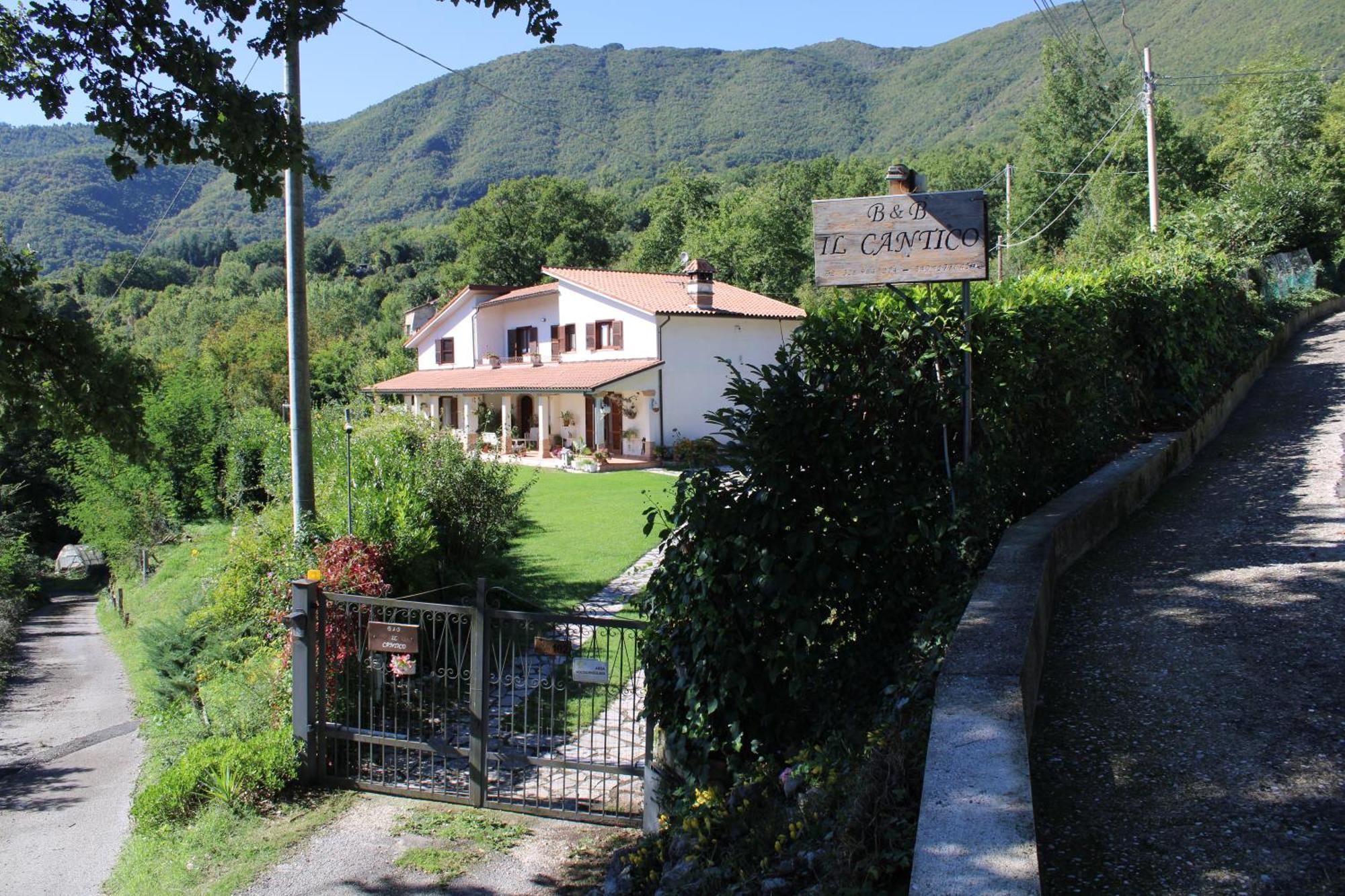 B&B Il Cantico Greccio Exterior photo